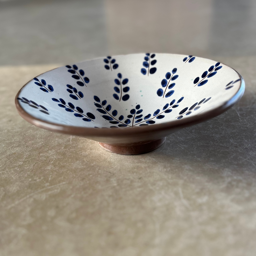 Bol en céramique artisanal blanc à motif bleu