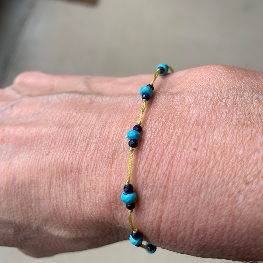 Bracelet INDIE en pierres semi précieuses : turquoise, lapis lazuli