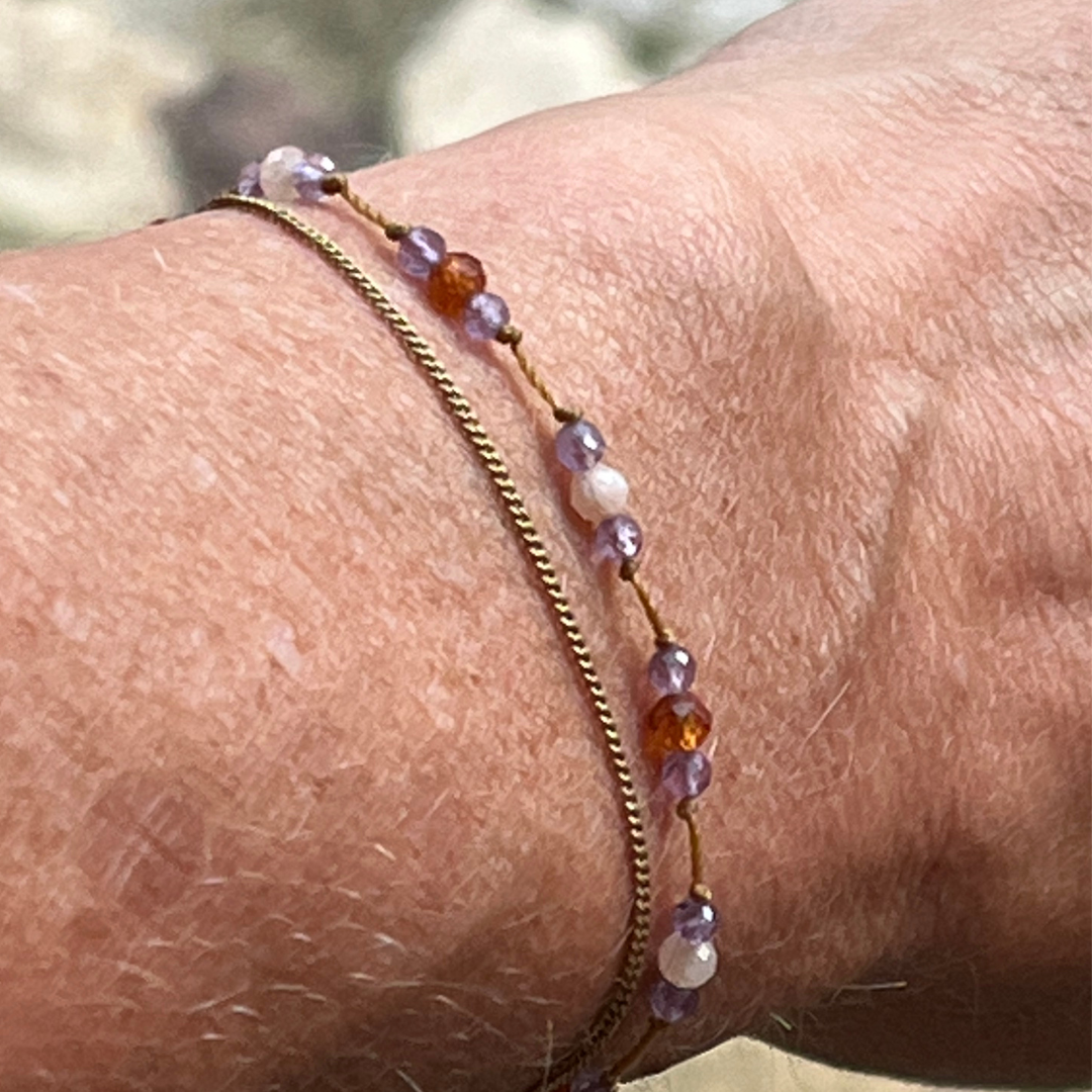 Bracelet ajustable en pierres semi-précieuses "Gaby"